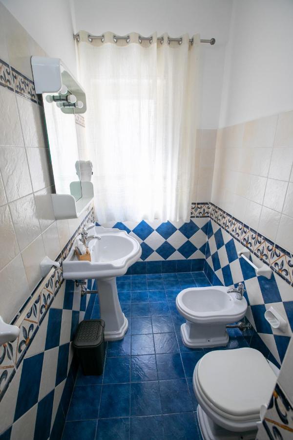 Azul Acomodação com café da manhã  *